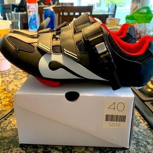 Brand new NEVER worn Peloton bike shoes